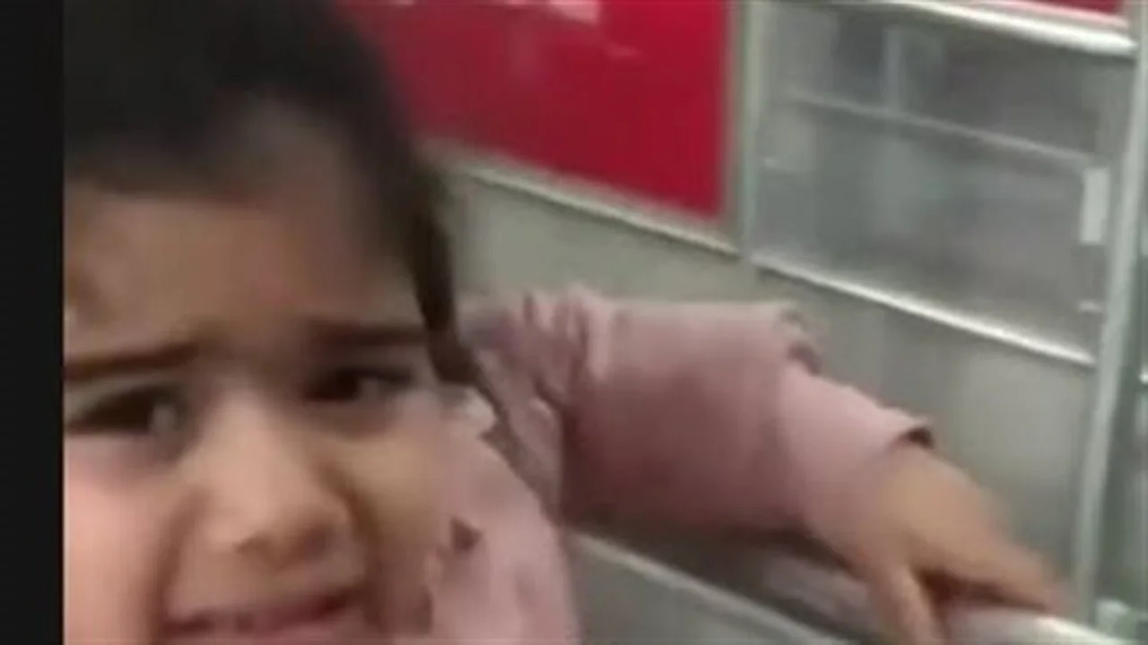 حقيقة فيديو الصغيرة.. الناشر يكشف تفاصيل جديدة حول هوية الطفلة وموعد التصوير